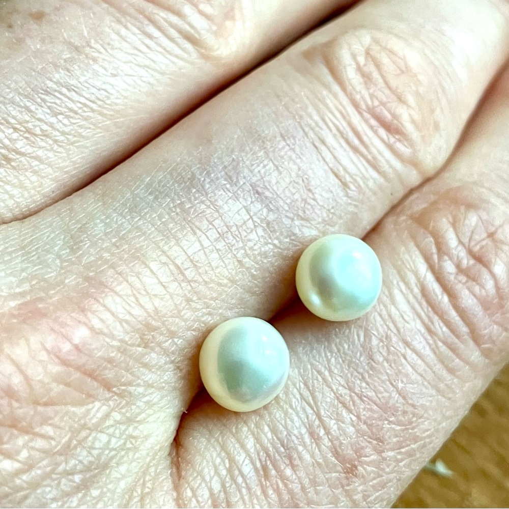 SEA pearl earrings